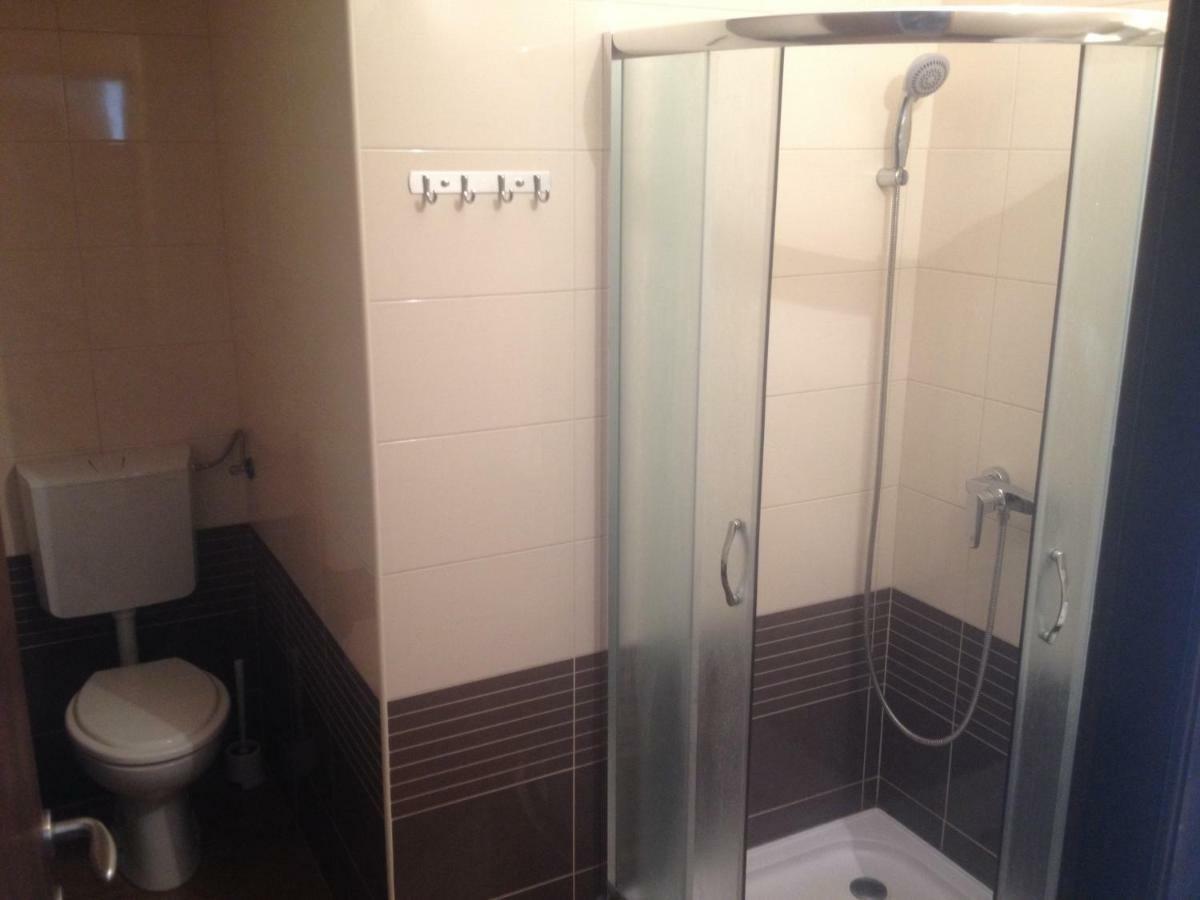 פירובאץ Apartments Dubravka מראה חיצוני תמונה